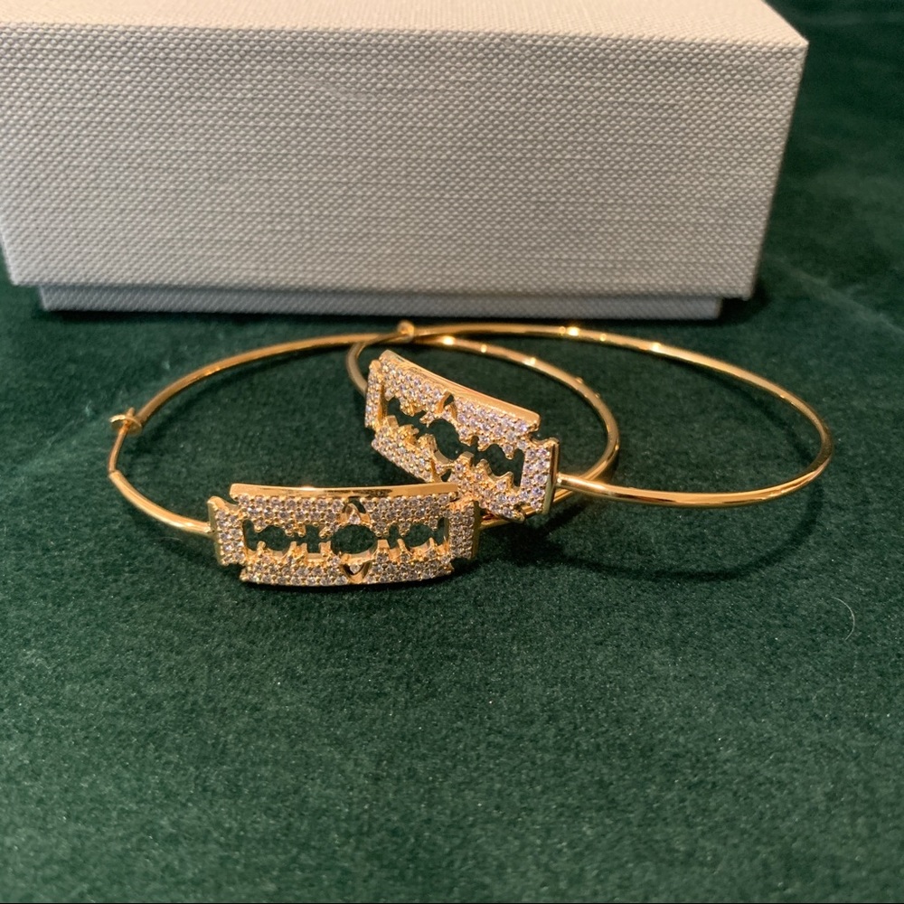 Vivienne Westwood Gigliola Hoop Earrings